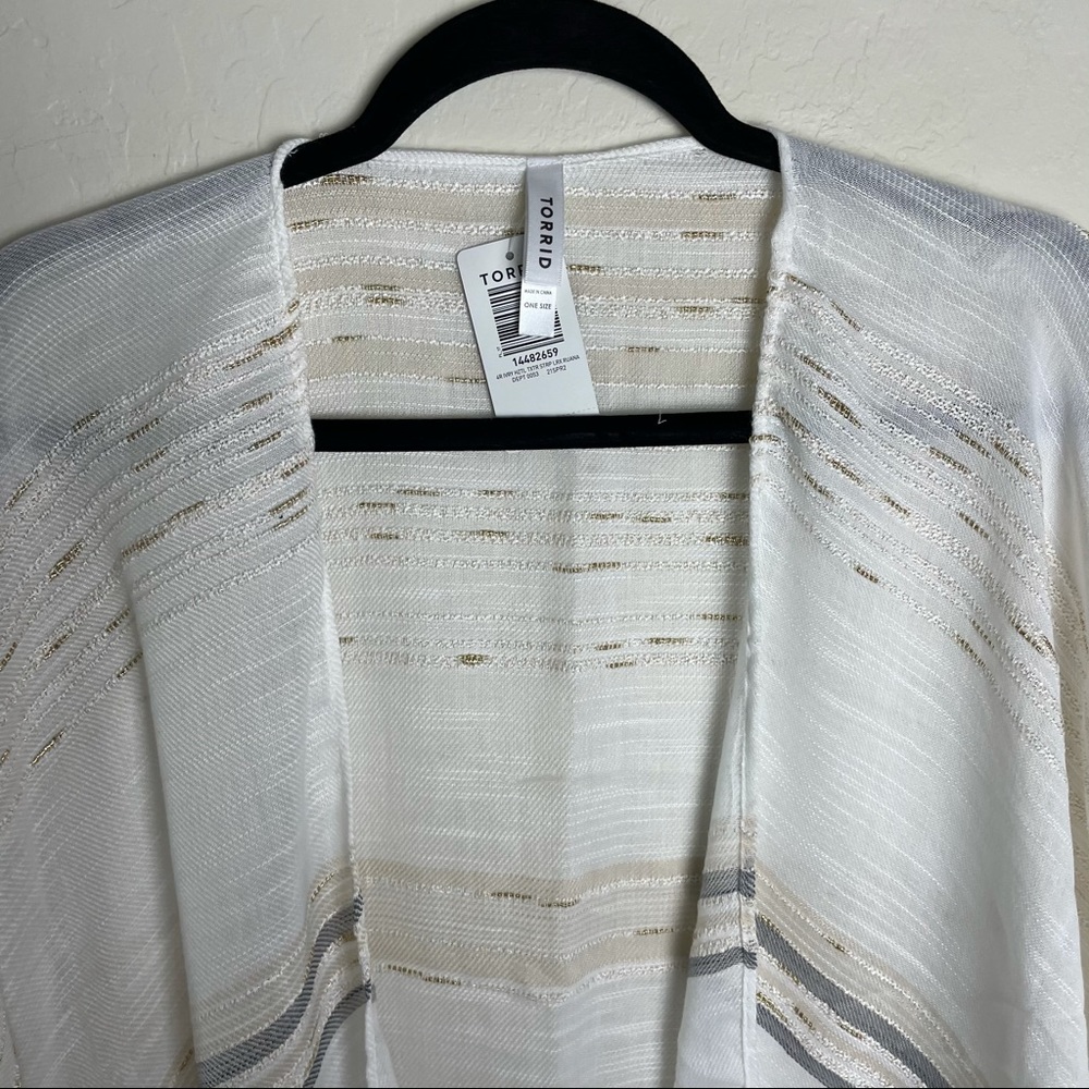 Torrid Ivory Metallic Neutral Stripe Ruana NWT - Picture 4 of 10